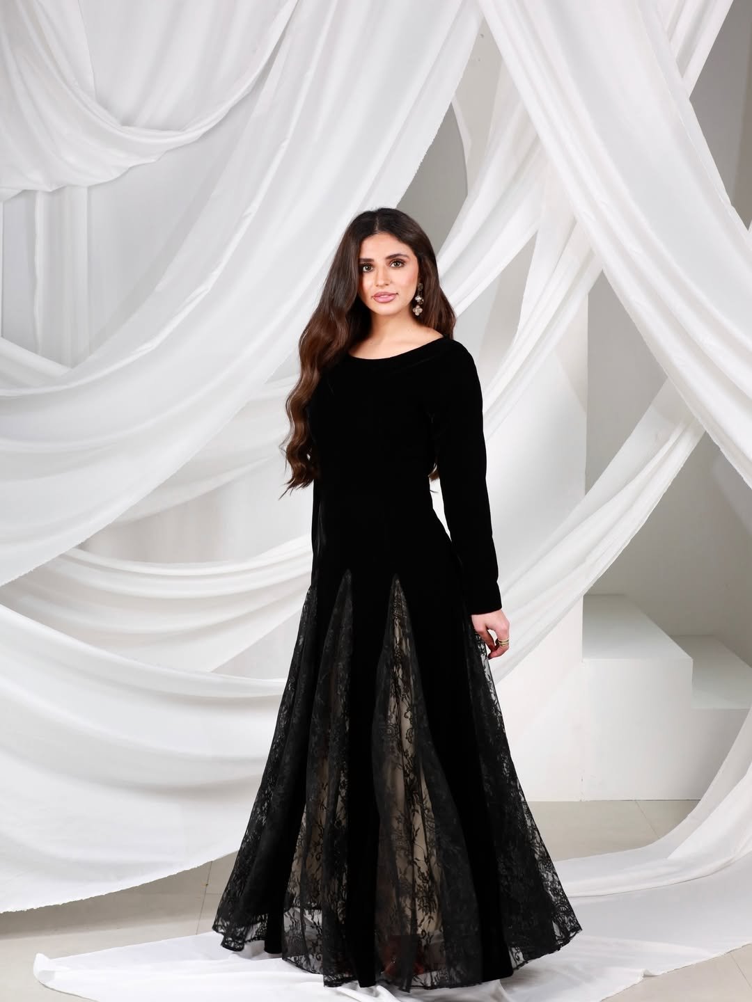 Black velvet 🖤Price- 850QR. Black velvet 🖤 - الصورة 1